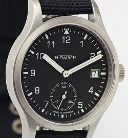 Zegarek firmy Rainer Nienaber, model Tag-Uhr