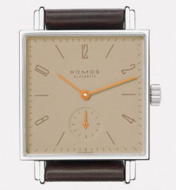 Zegarek firmy Nomos Glashütte, model Tetra2 - Männertreu
