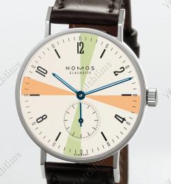 Zegarek firmy Nomos Glashütte, model 100 x 100 Kapitän