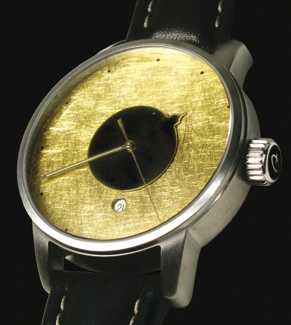 Zegarek firmy Angular Momentum, model Tec & Art Cat-Scratch