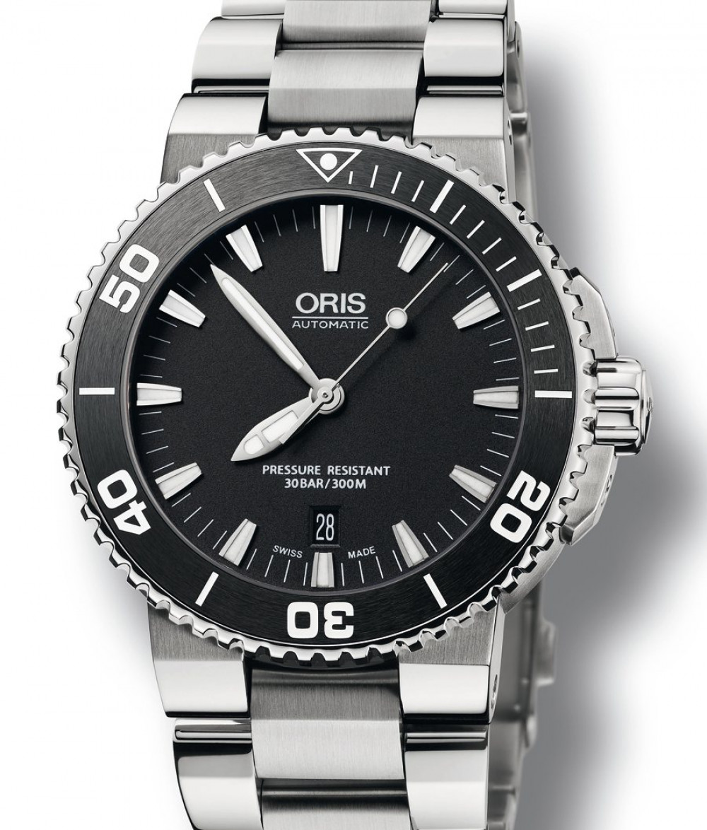 Zegarek firmy Oris, model Oris Aquis Date