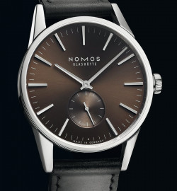 Zegarek firmy Nomos Glashütte, model Zürich braungold