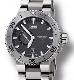 Zegarek firmy Oris, model Aquis Titan Small Second