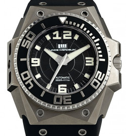 Zegarek firmy Linde Werdelin, model Oktopus Titanium