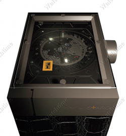 Zegarek firmy Richard Mille, model by Philippe Starck